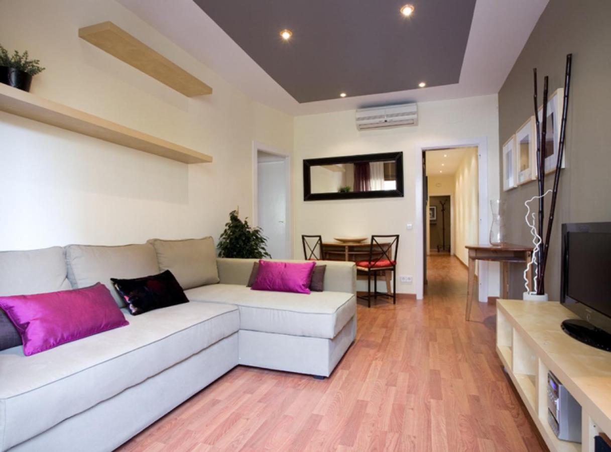 Avinguda Gaudi Apartment